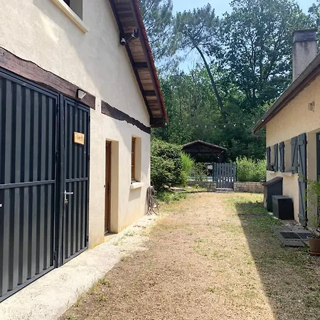 Petit Dans Les Bois Avec Piscine Privative 公寓 Saint-Jean-d'Estissac