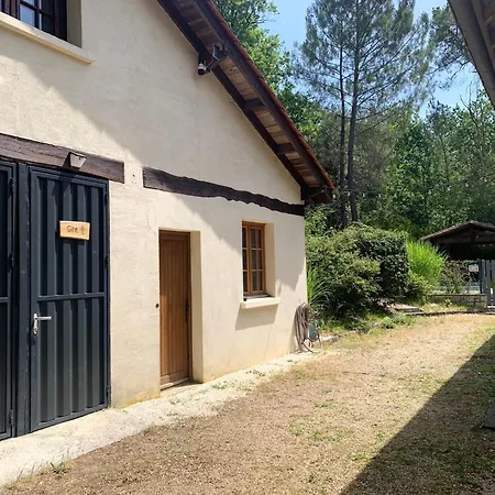 Petit Dans Les Bois Avec Piscine Privative 公寓 Saint-Jean-d'Estissac
